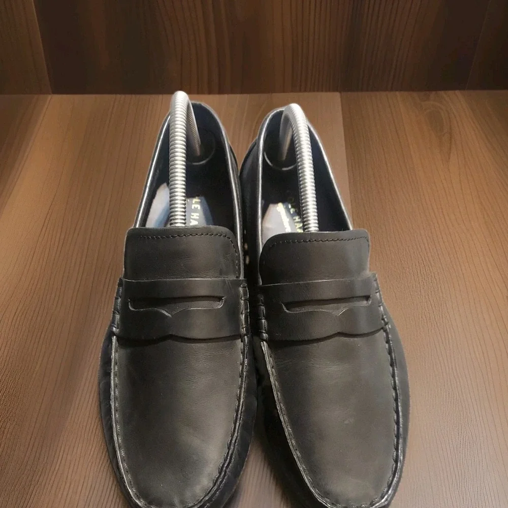Cole Haan Men's Black Penny Loafers Size 9.5 M Preppy Dress Shoes Leather